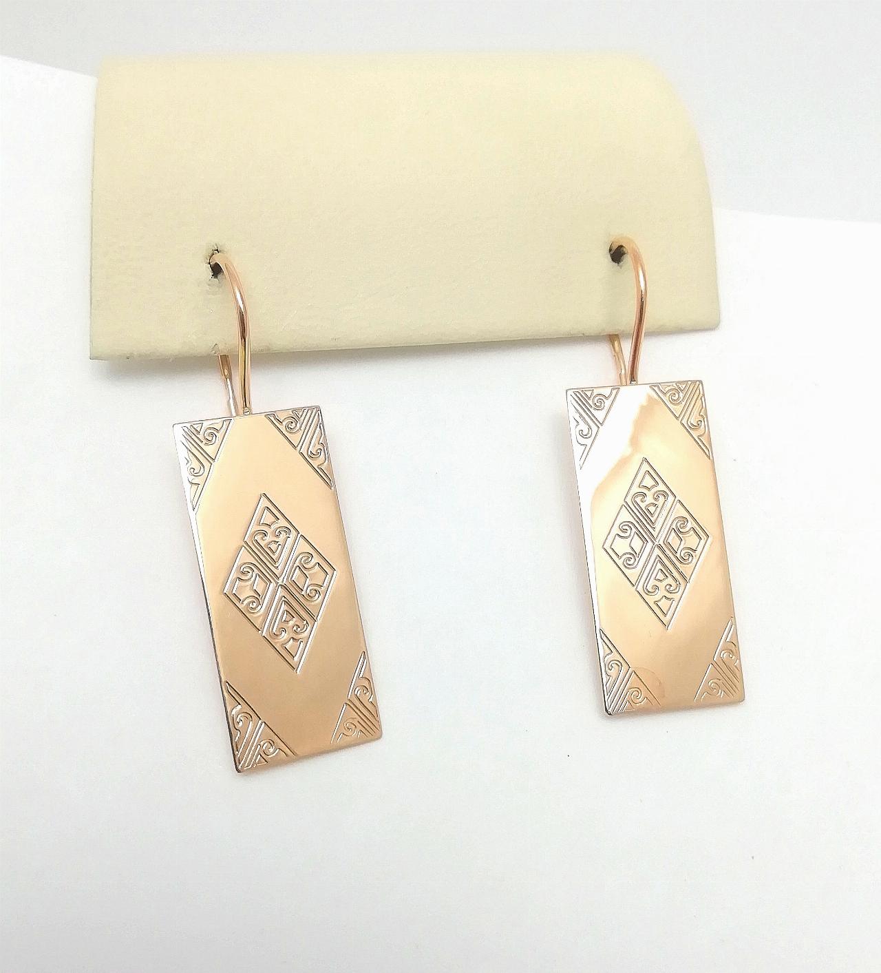 Золотые серьги пластины