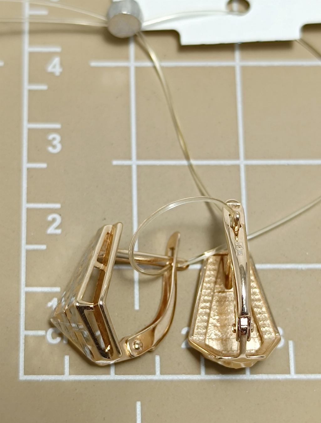 Золотые серьги