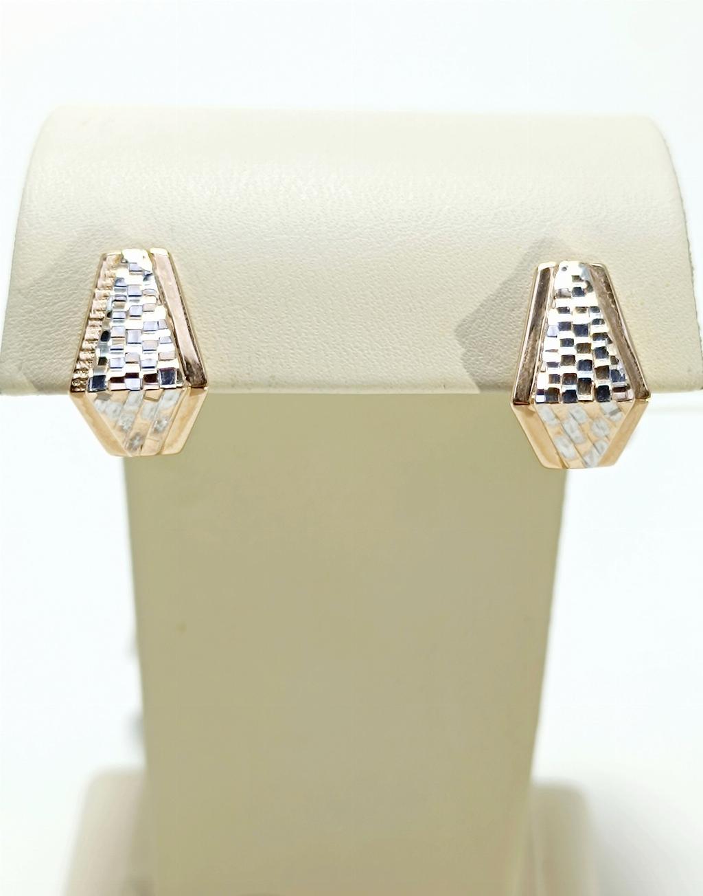 Золотые серьги