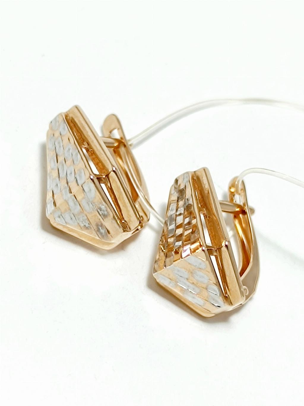 Золотые серьги