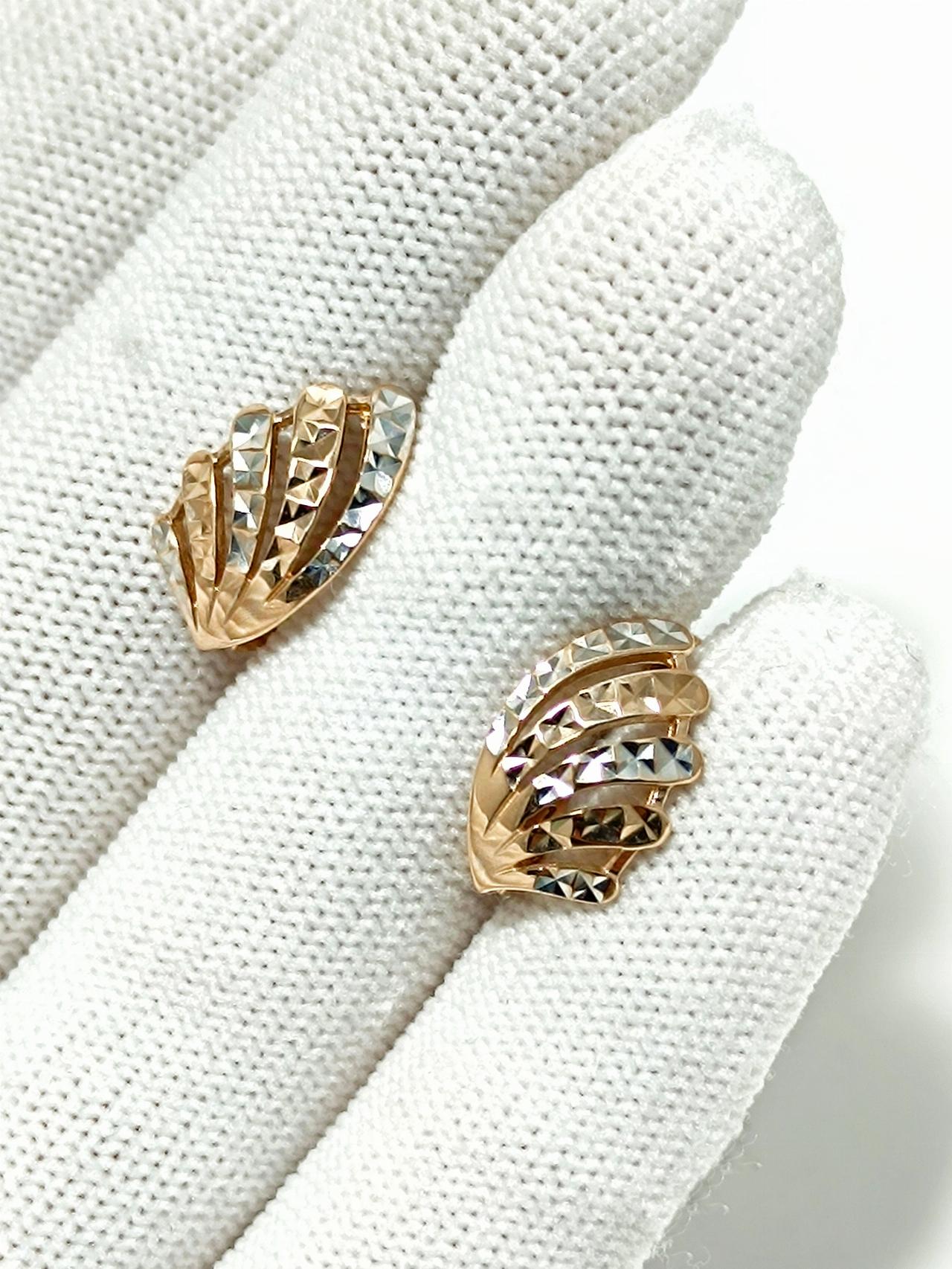 Золотые серьги