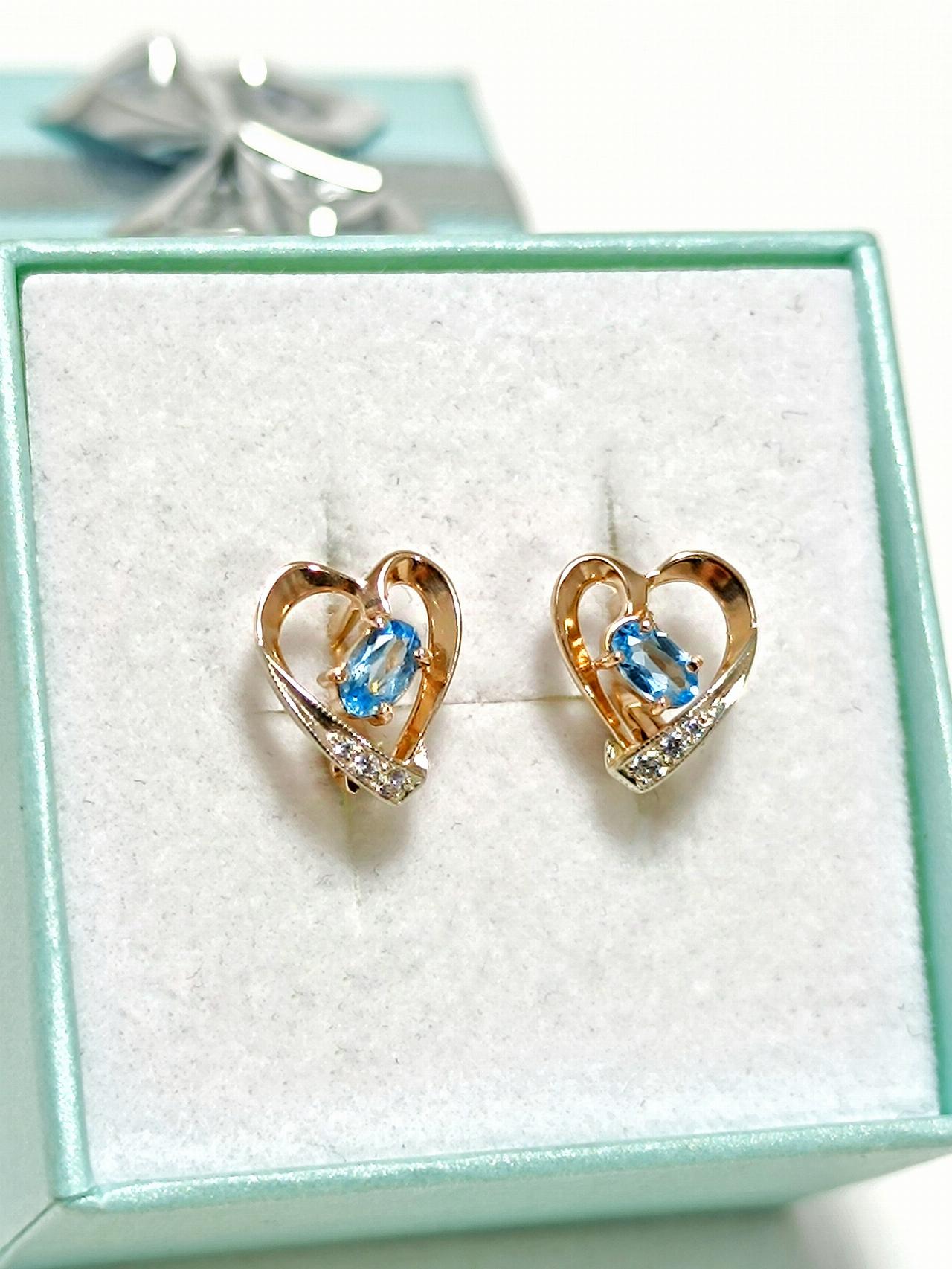 Золотые серьги женские, вставка фианит