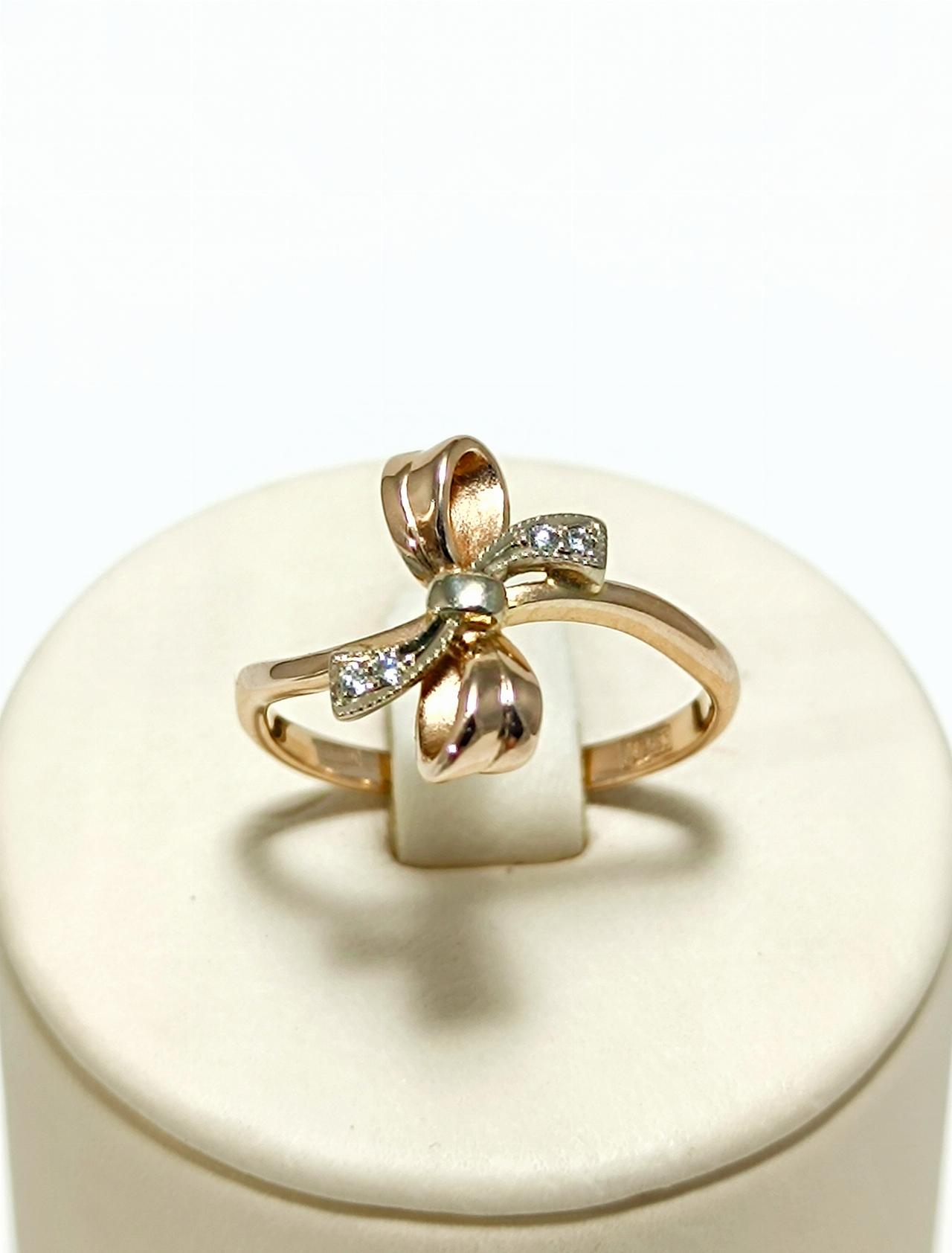 Золотое кольцо женское, вставка фианит