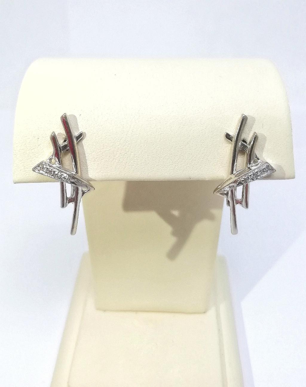 Золотые серьги, вставка бриллиант