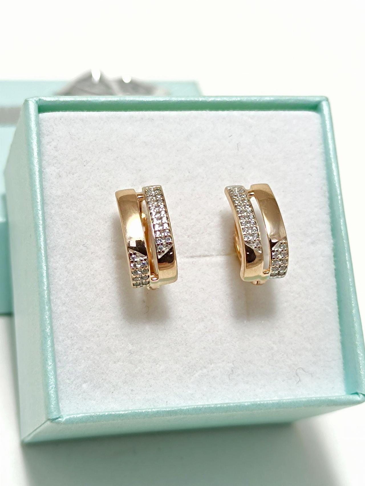 Золотые серьги женские, вставка фианит