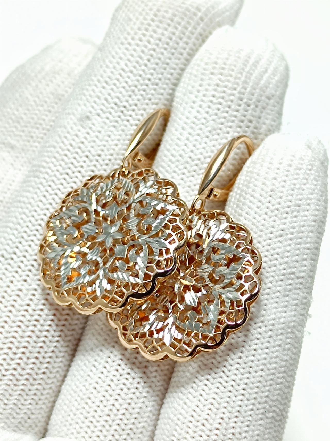 Золотые серьги женские