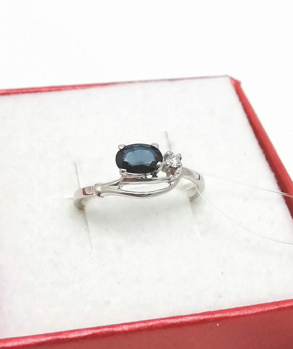 Золотое кольцо, вставка бриллиант