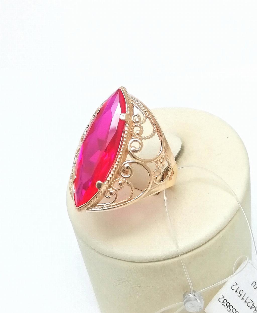 Золотое кольцо Маркиз, вставка фианит