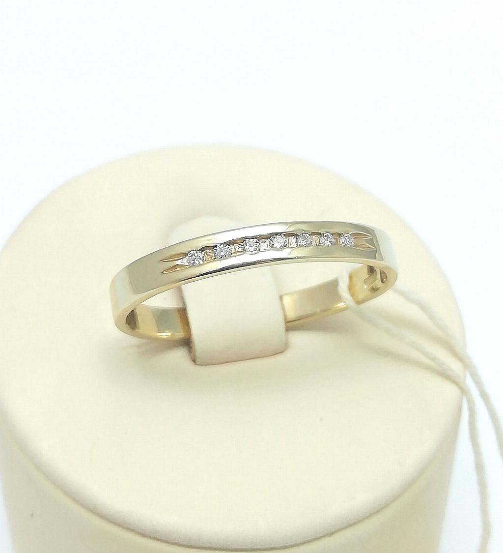 Золотое кольцо дорожка, вставка бриллиант