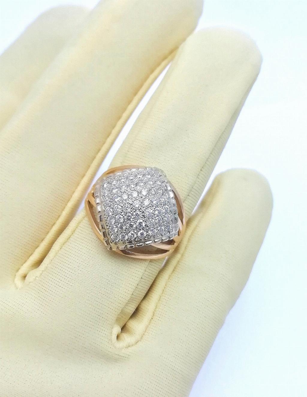 Золотое кольцо женское, вставка бриллиант