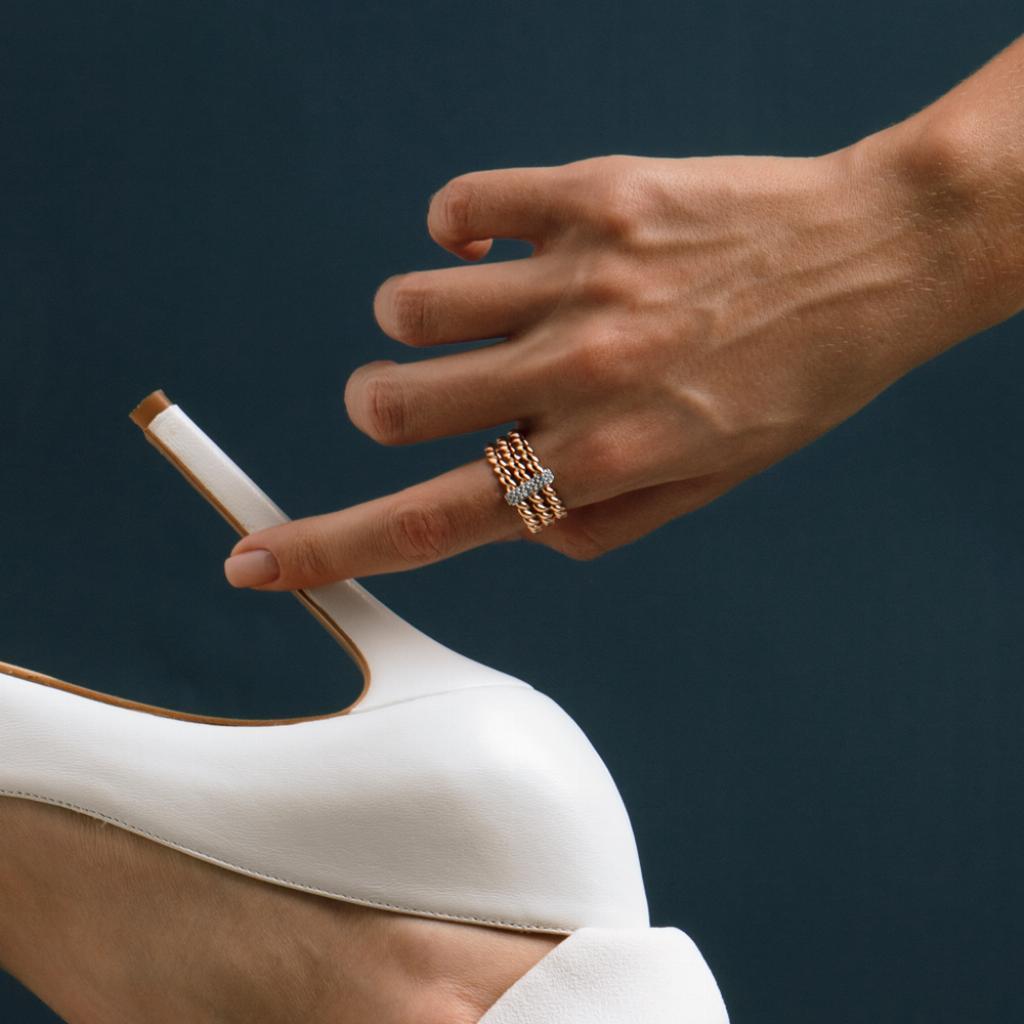 Золотое кольцо, вставка фианит