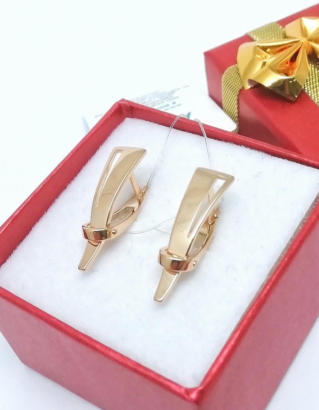 Золотые серьги