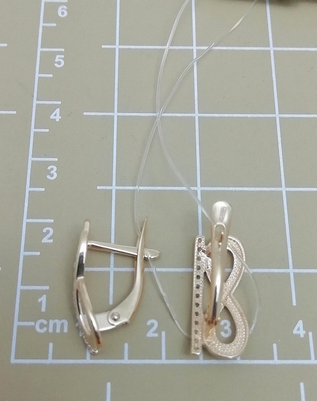 Золотые серьги женские, вставка фианит