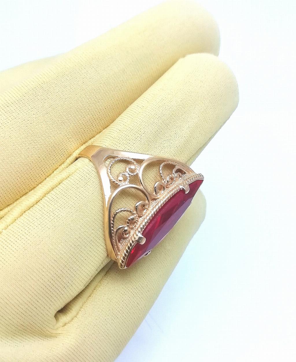 Золотое кольцо Маркиз, вставка фианит