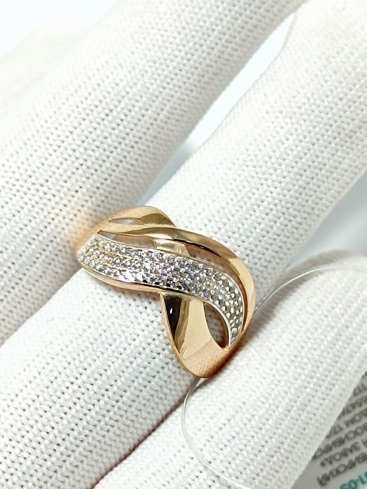 Золотое кольцо широкое женское, вставка фианит