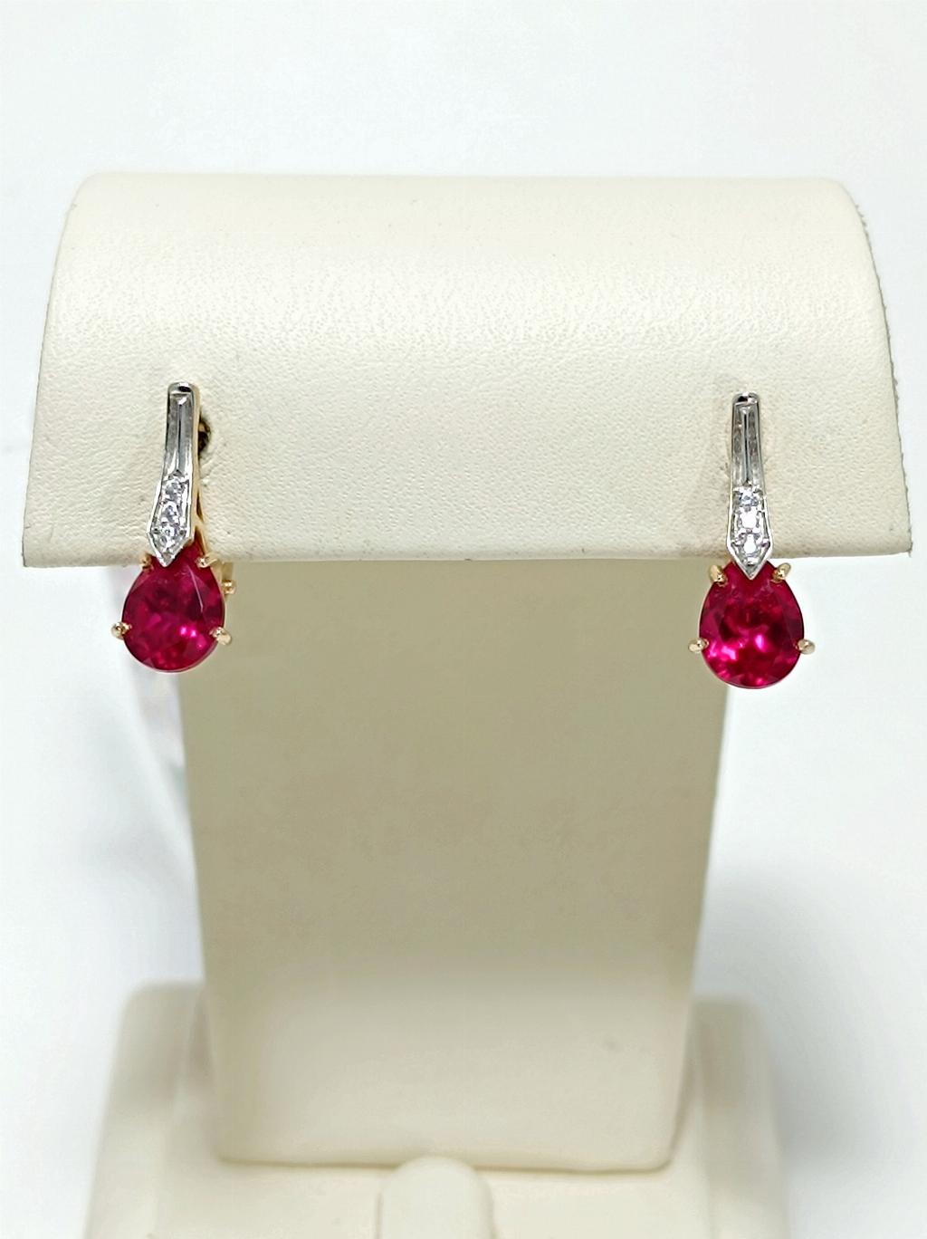 Золотые серьги женские, вставка фианит