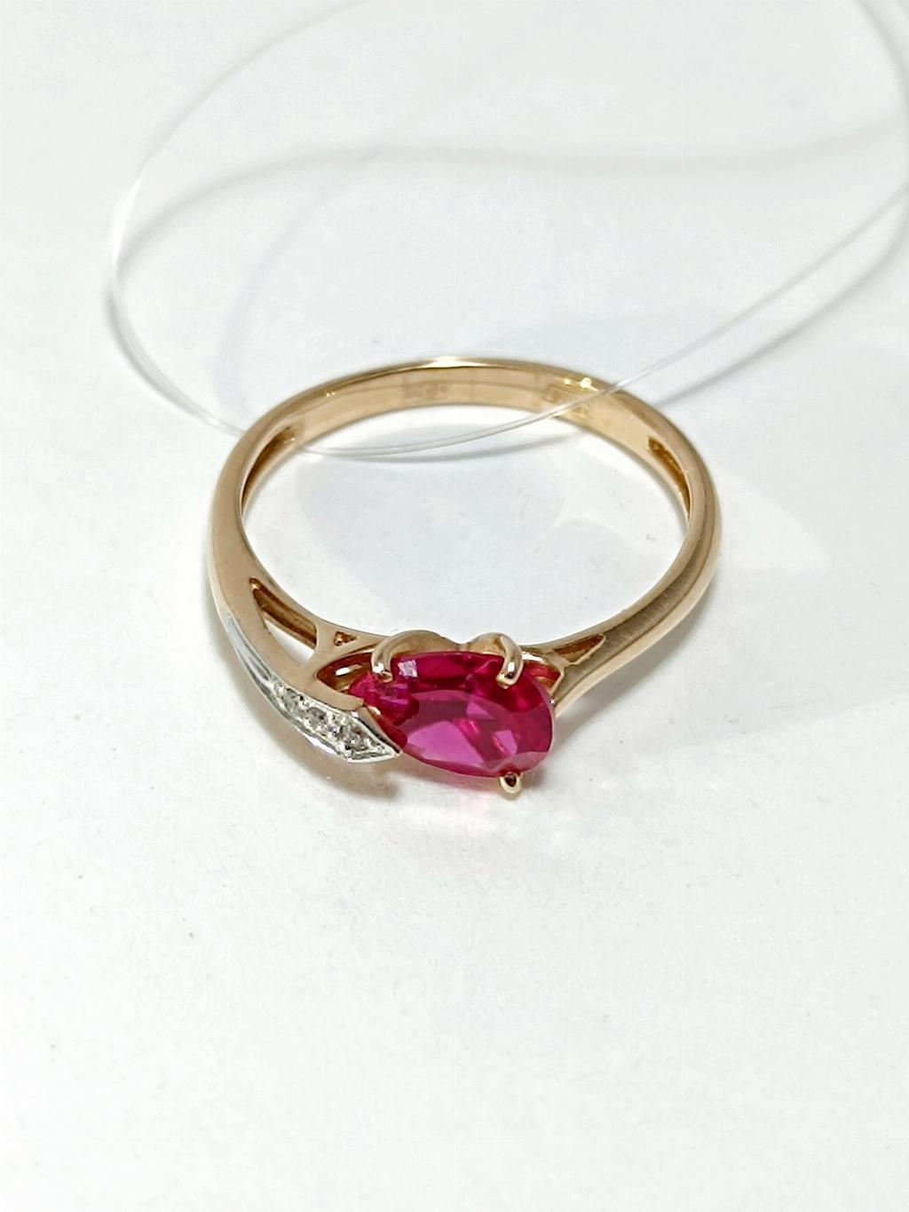 Золотое кольцо женское