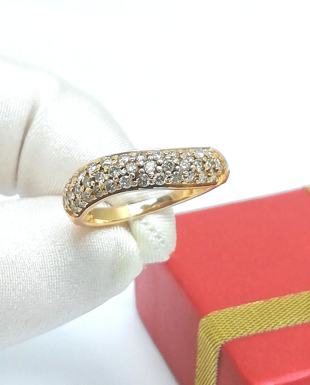 Золотое кольцо, вставка бриллиант