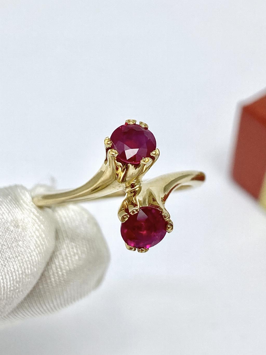Золотое кольцо, вставка рубин