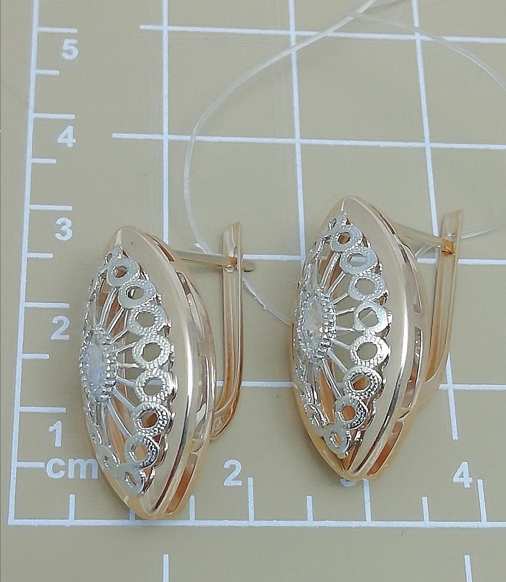 Золотые серьги, вставка фианит