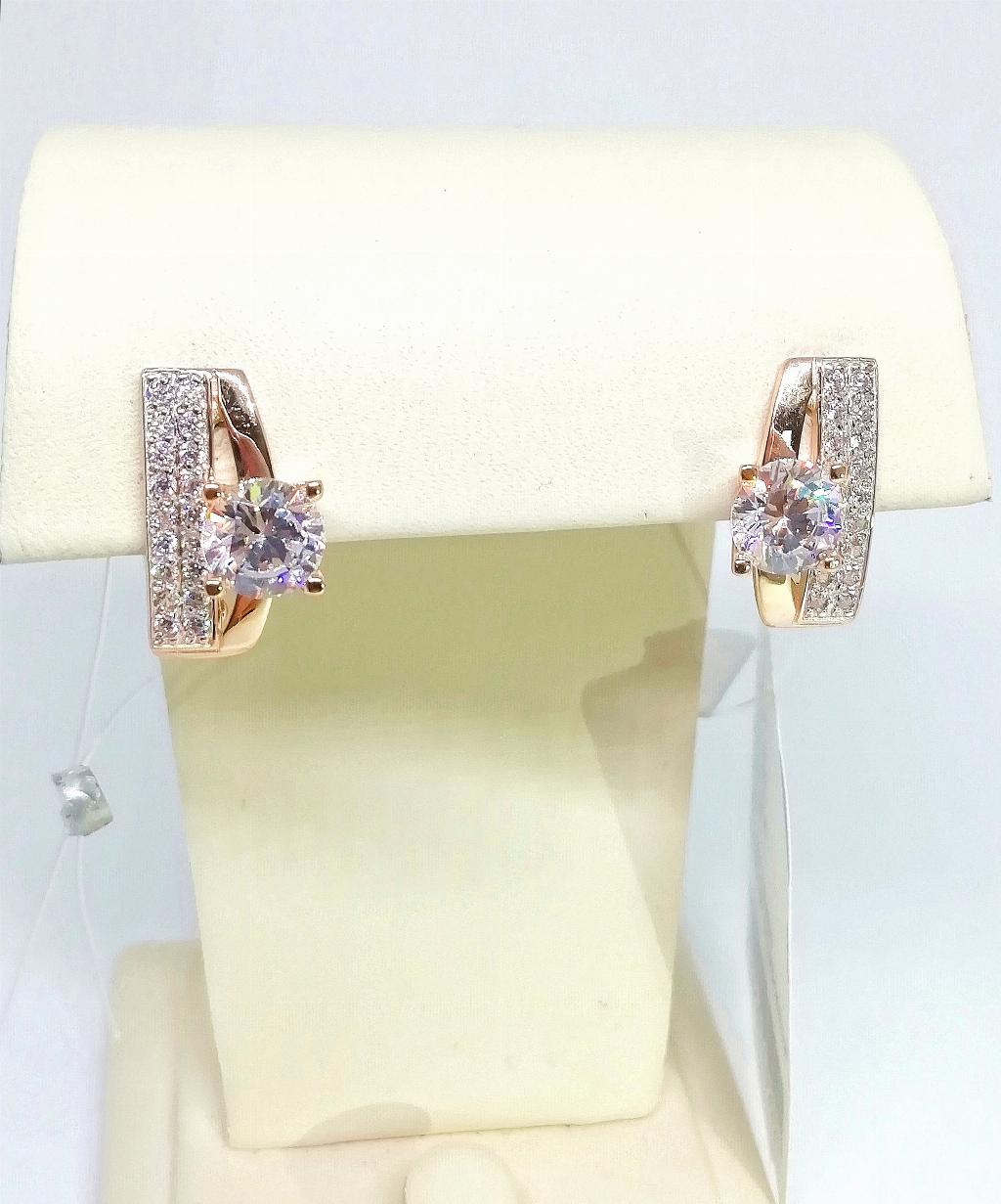 Золотые серьги, вставка фианит