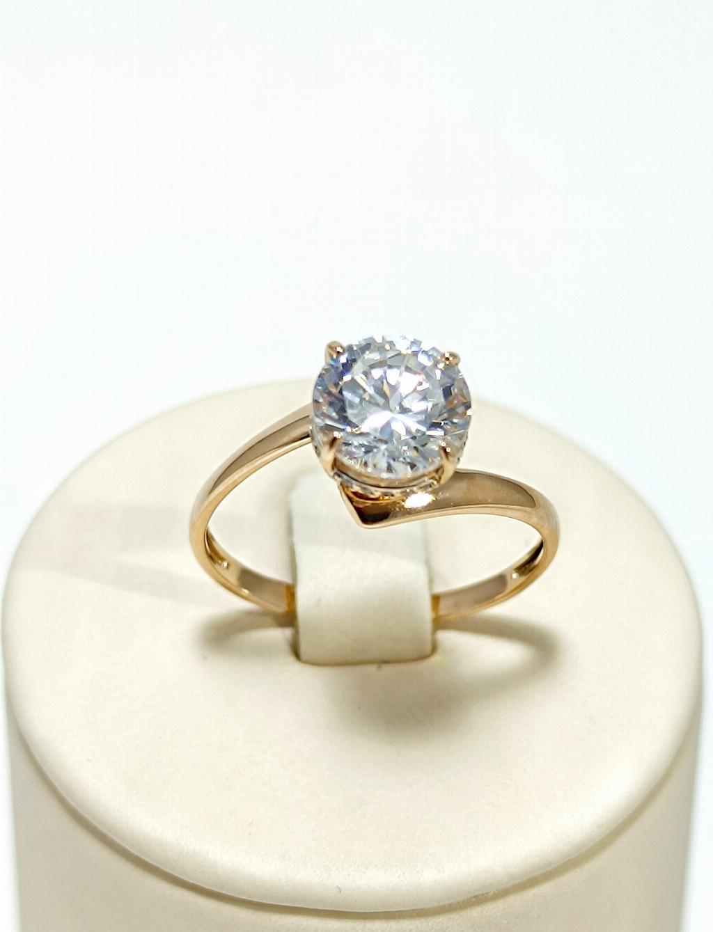 Золотое кольцо женское, вставка фианит