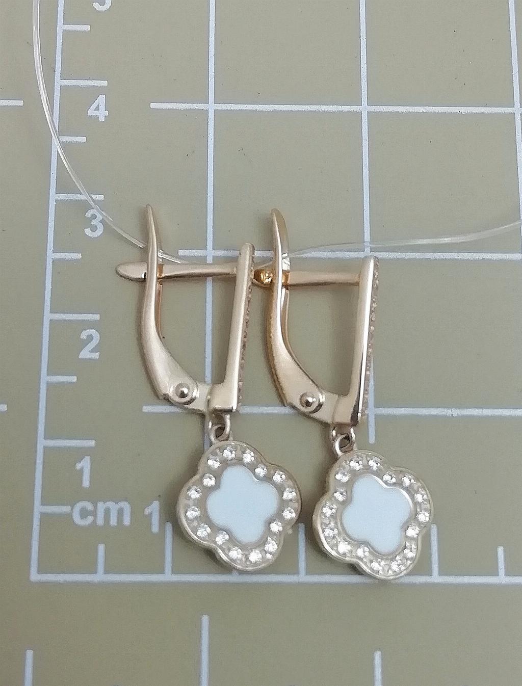 Золотые серьги, вставка фианит