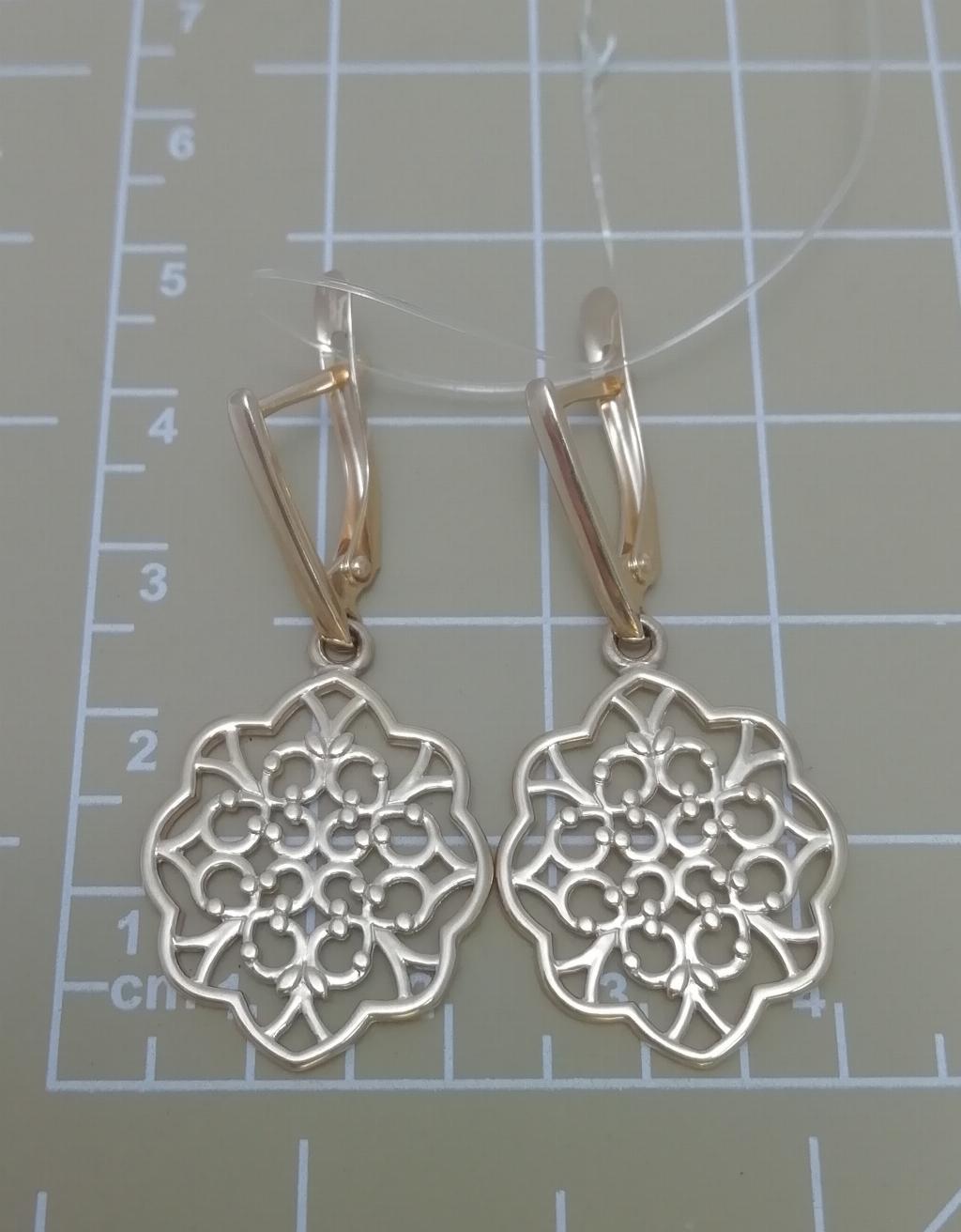 Золотые серьги ажурные