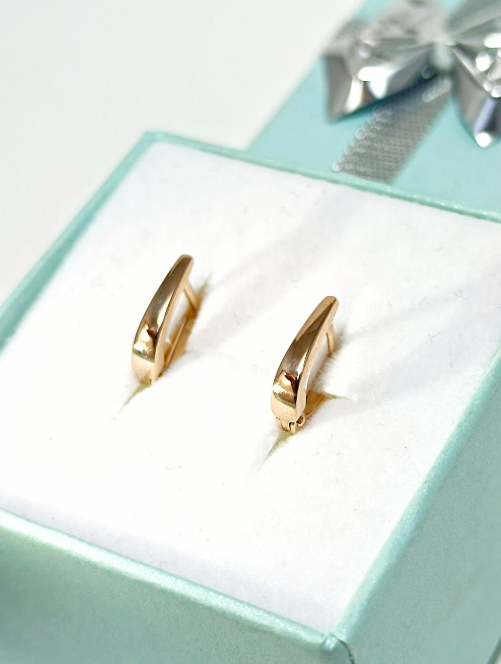 Золотые серьги женские