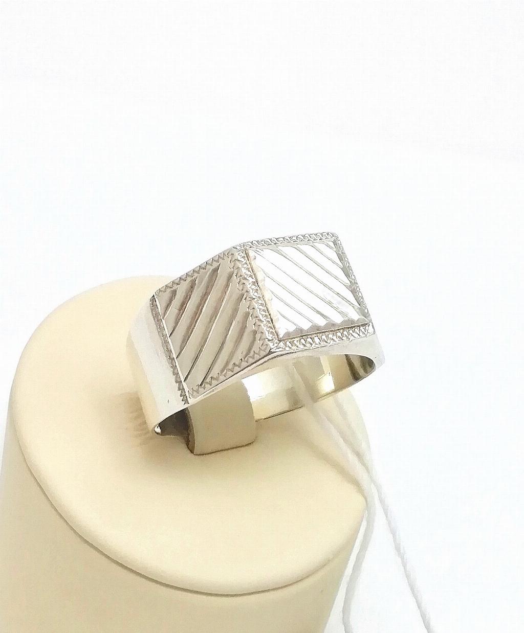 Серебро кольцо 6432205027837129 8,20гр