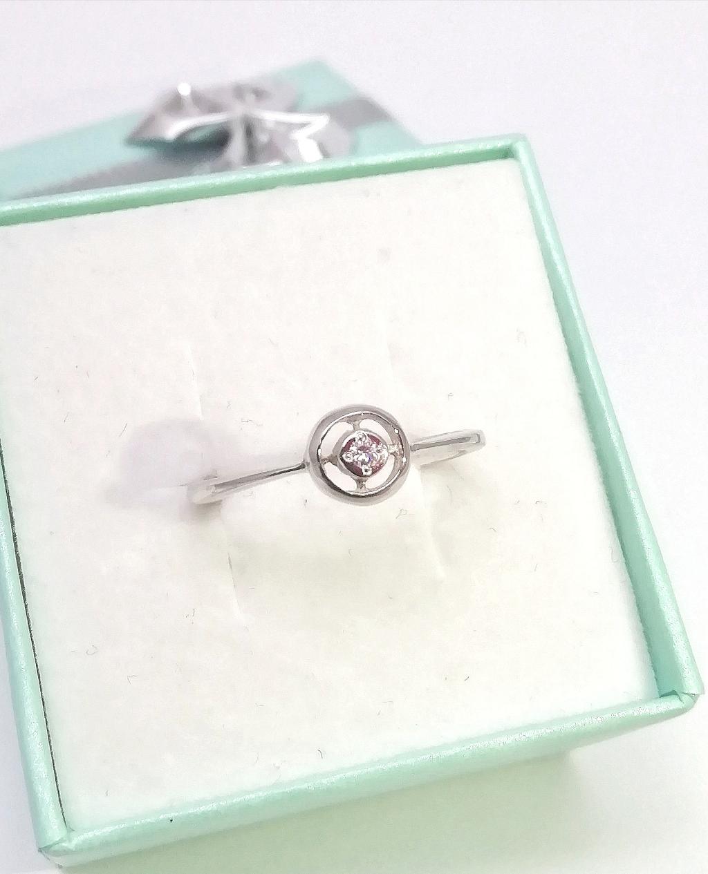 Золотое кольцо, вставка бриллиант