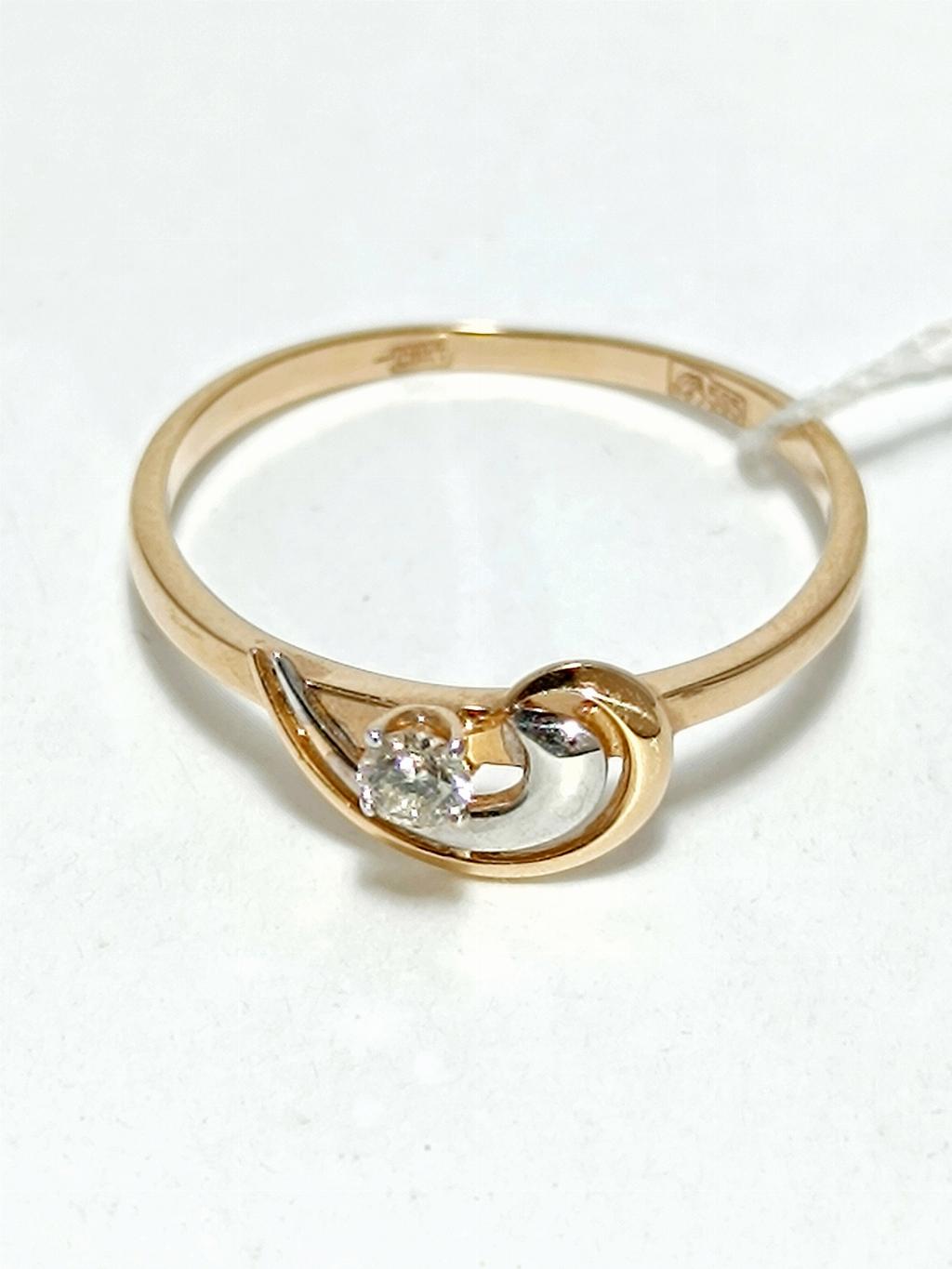 Золотое кольцо, вставка бриллиант