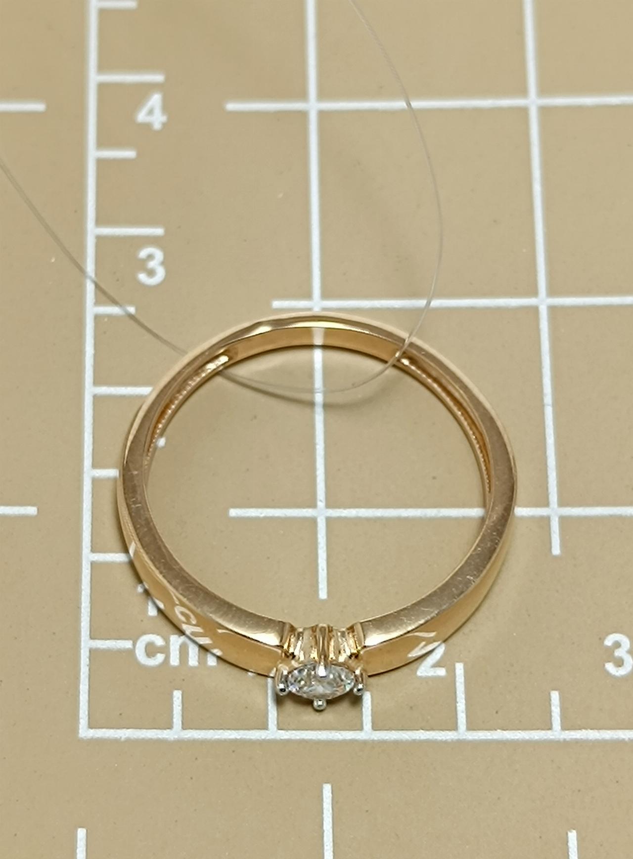 Золотое кольцо женское, вставка фианит