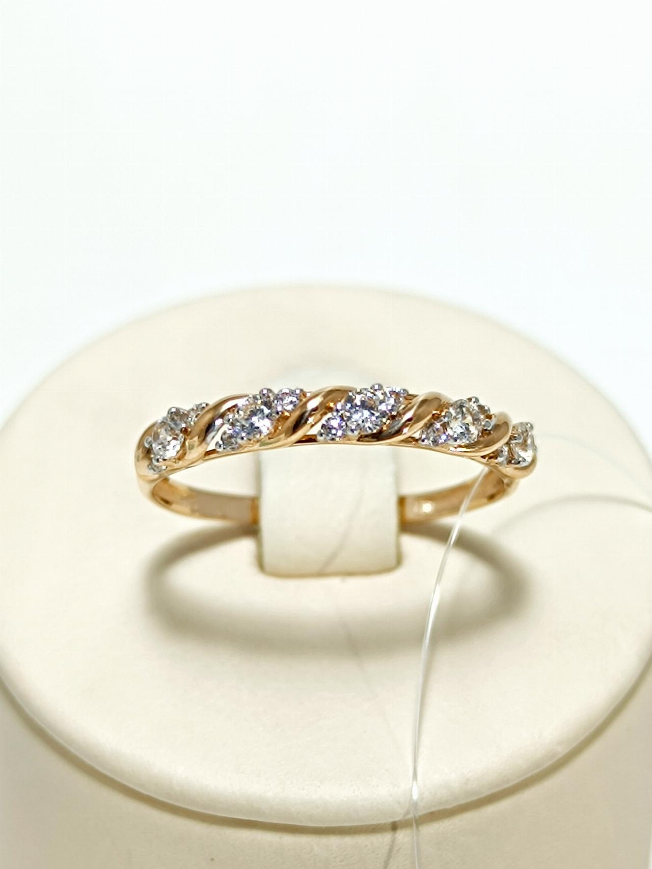 Золотое кольцо женское, вставка фианит