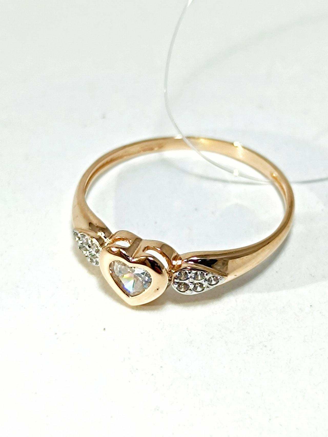 Золотое кольцо женское, вставка фианит