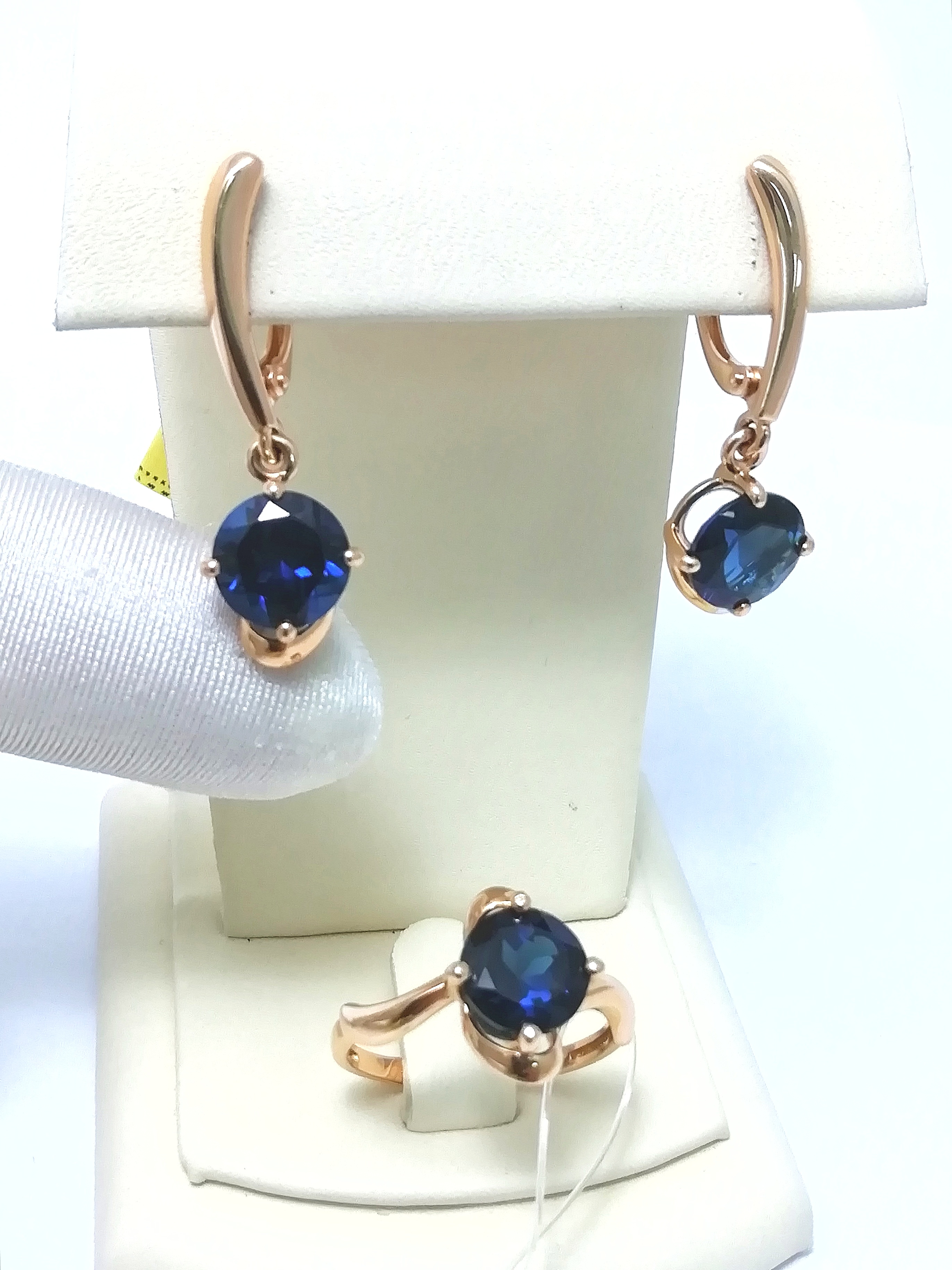 КОМПЛЕКТ : ЗОЛОТЫЕ СЕРЬГИ И КОЛЬЦО С ЛОНДОН ТОПАЗ 6,6 ГРАММ