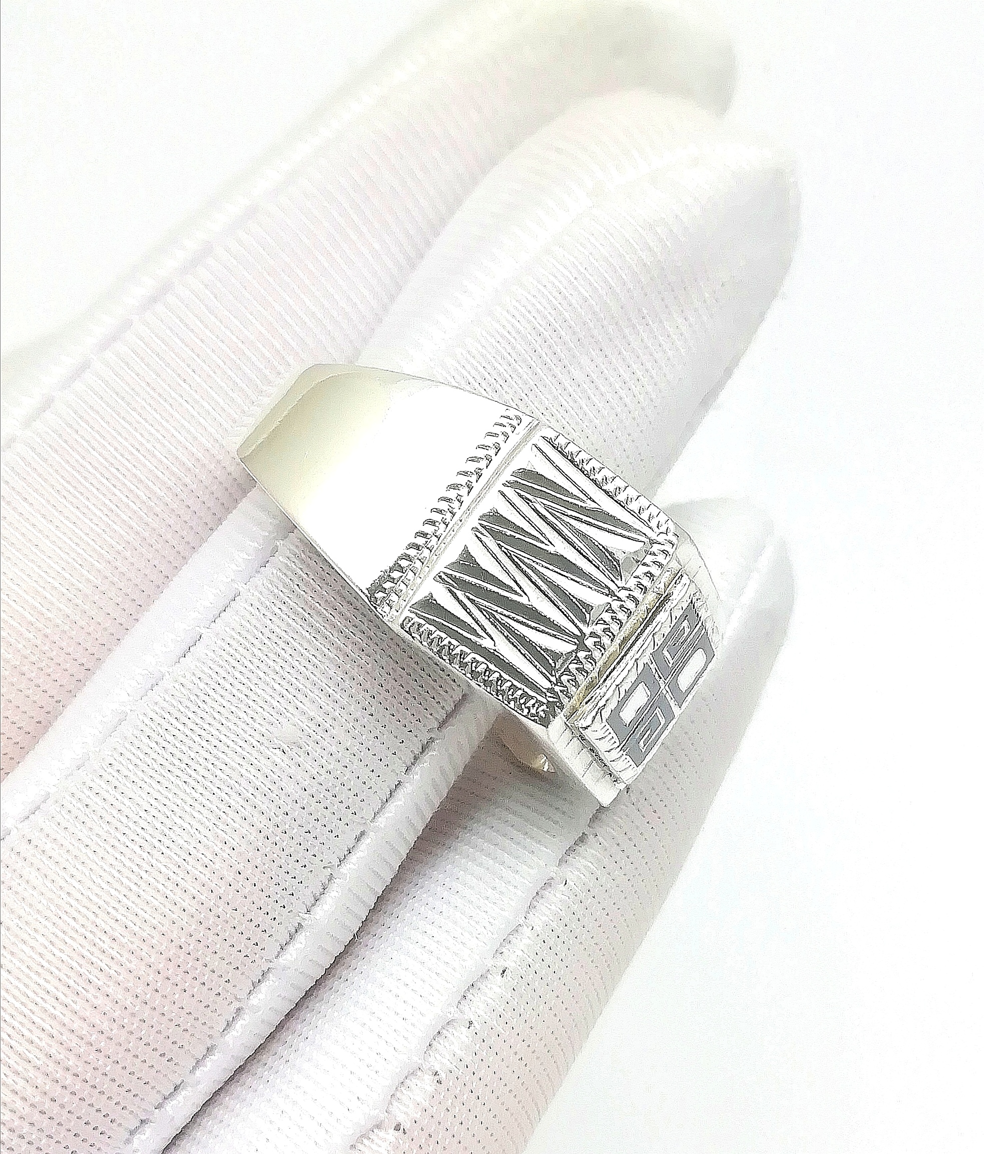 Серебро кольцо дк150621-346 7,00гр