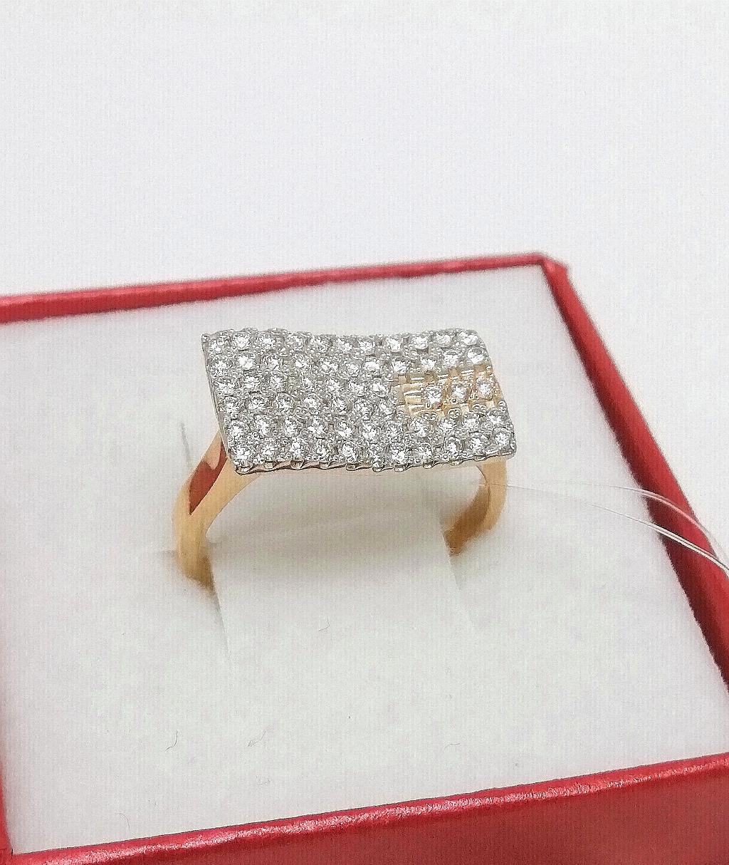 Золотое кольцо крупное, вставка бриллиант