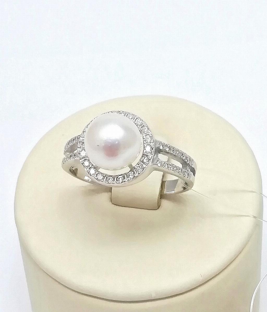 Золотое кольцо, вставка бриллиант