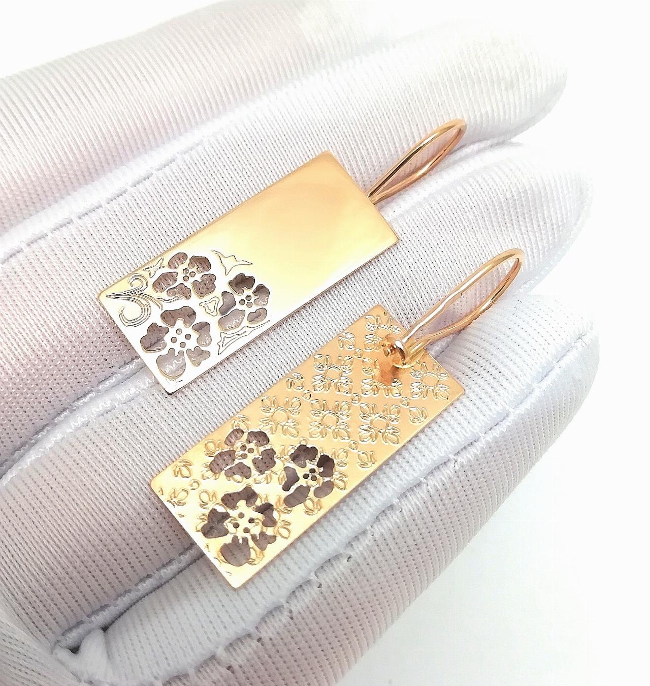 Золотые серьги пластины