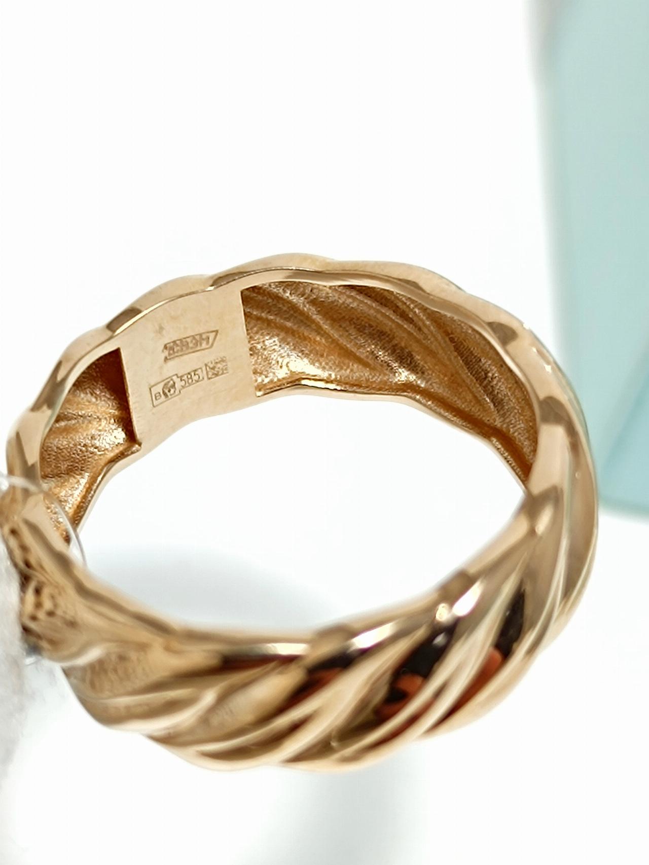 Золотое кольцо женское