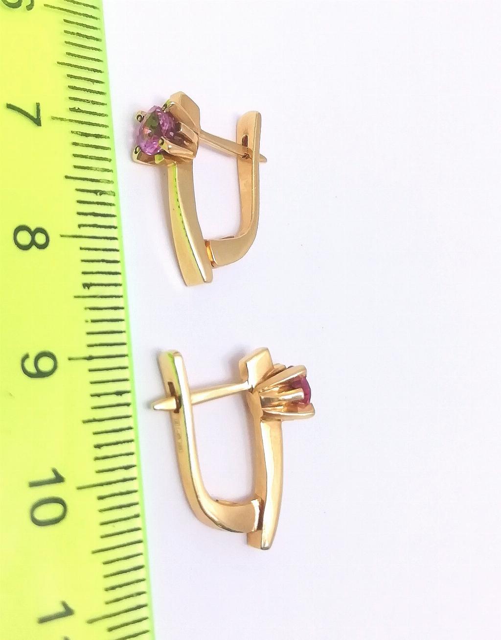 Серьги женские классические, вставка сапфир