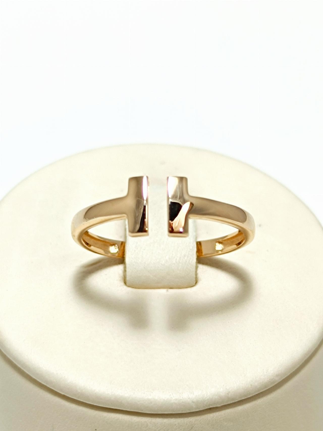 Золотое кольцо женское