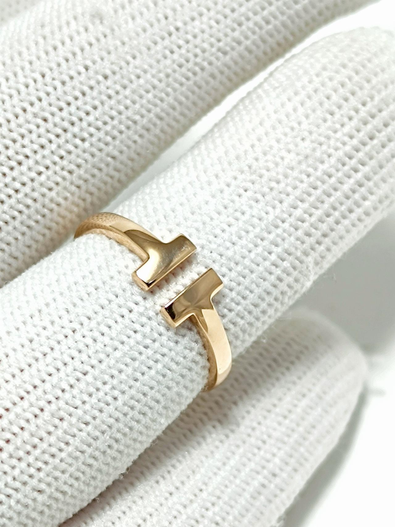 Золотое кольцо женское