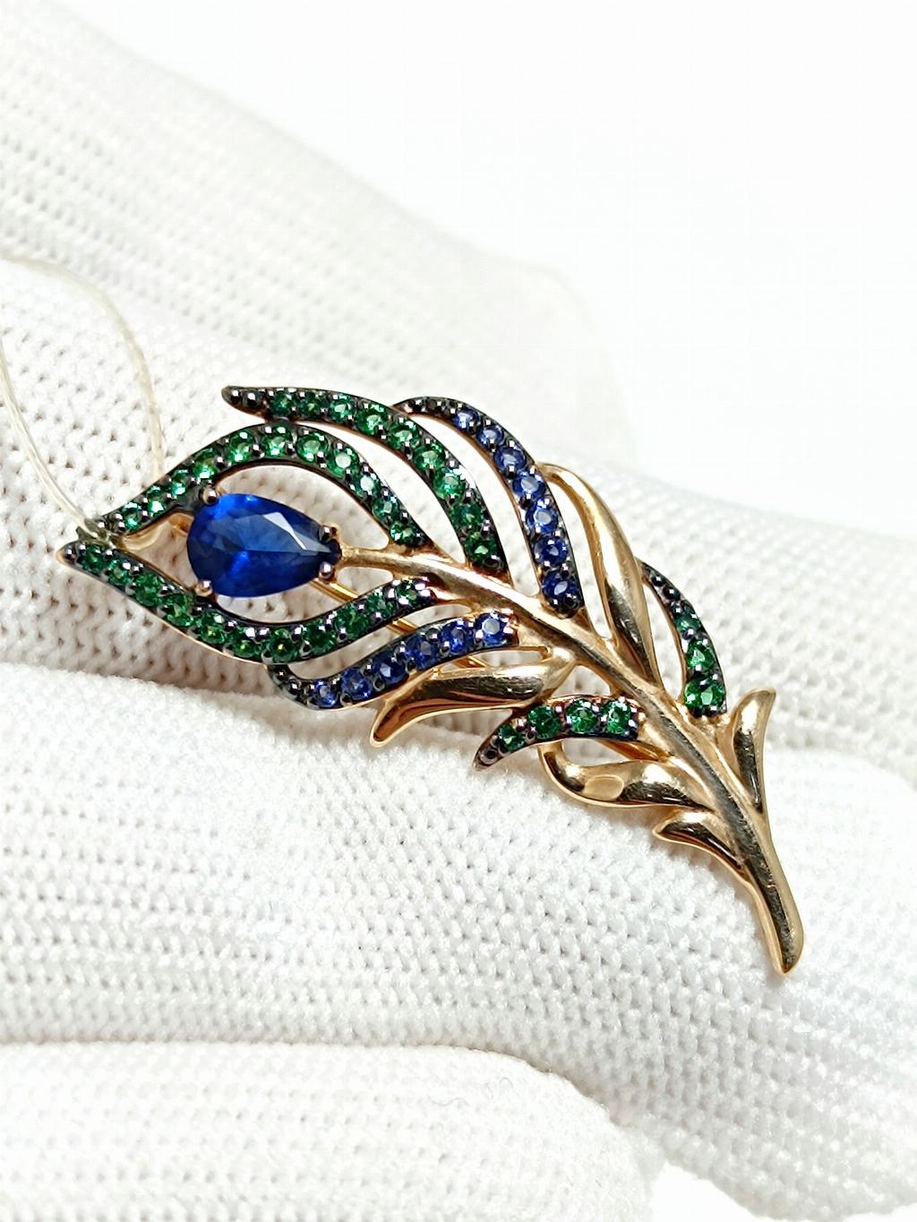 Золотая брошь - подвеска женская, вставка фианит