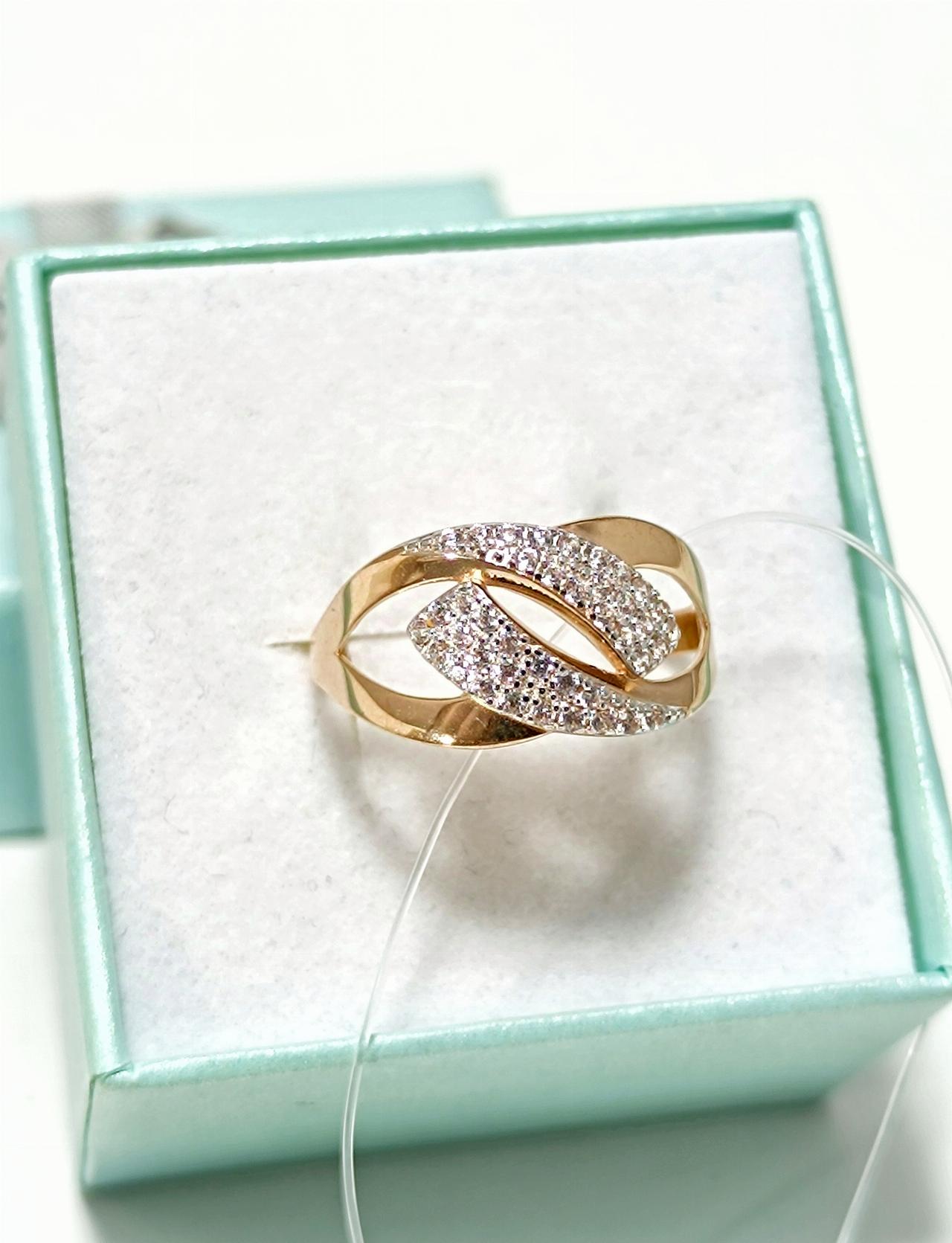 Золотое кольцо женское, вставка фианит