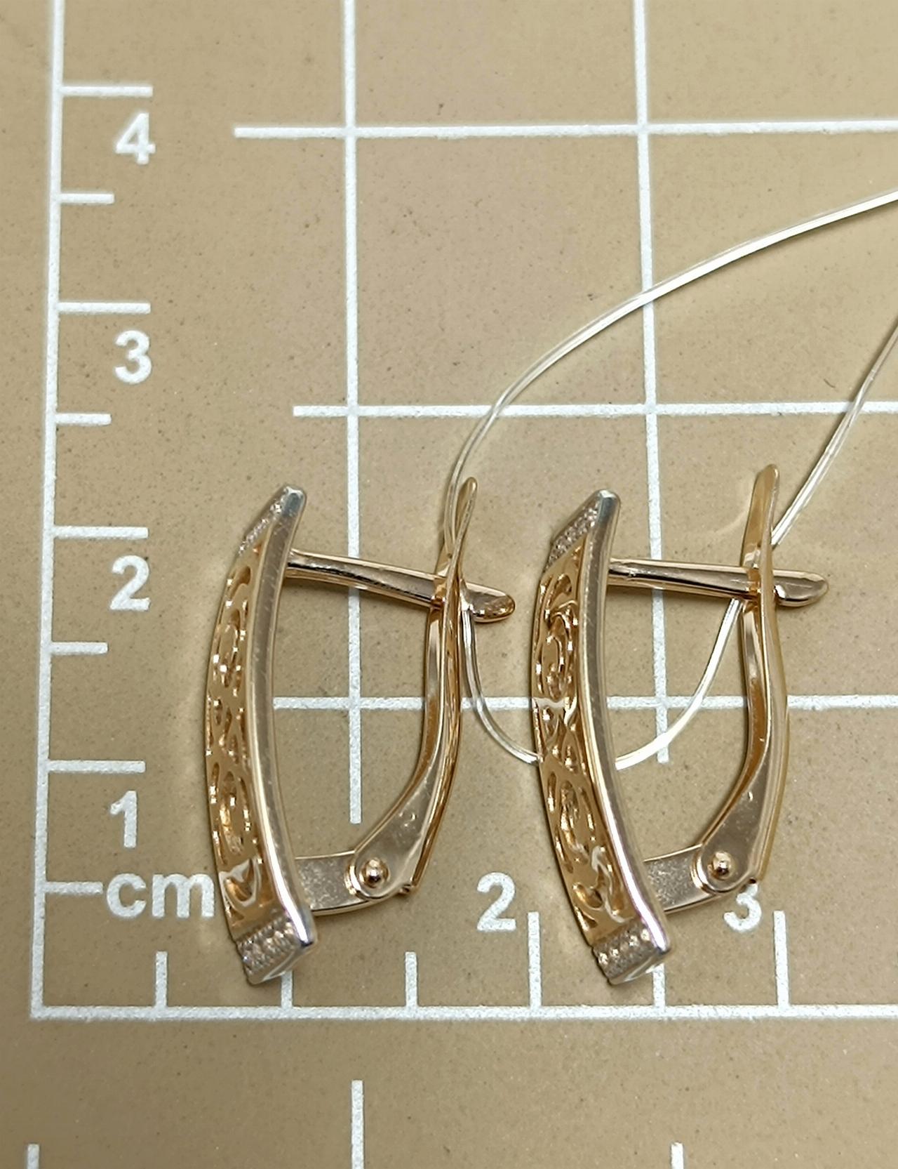 Золотые серьги женские, вставка фианит