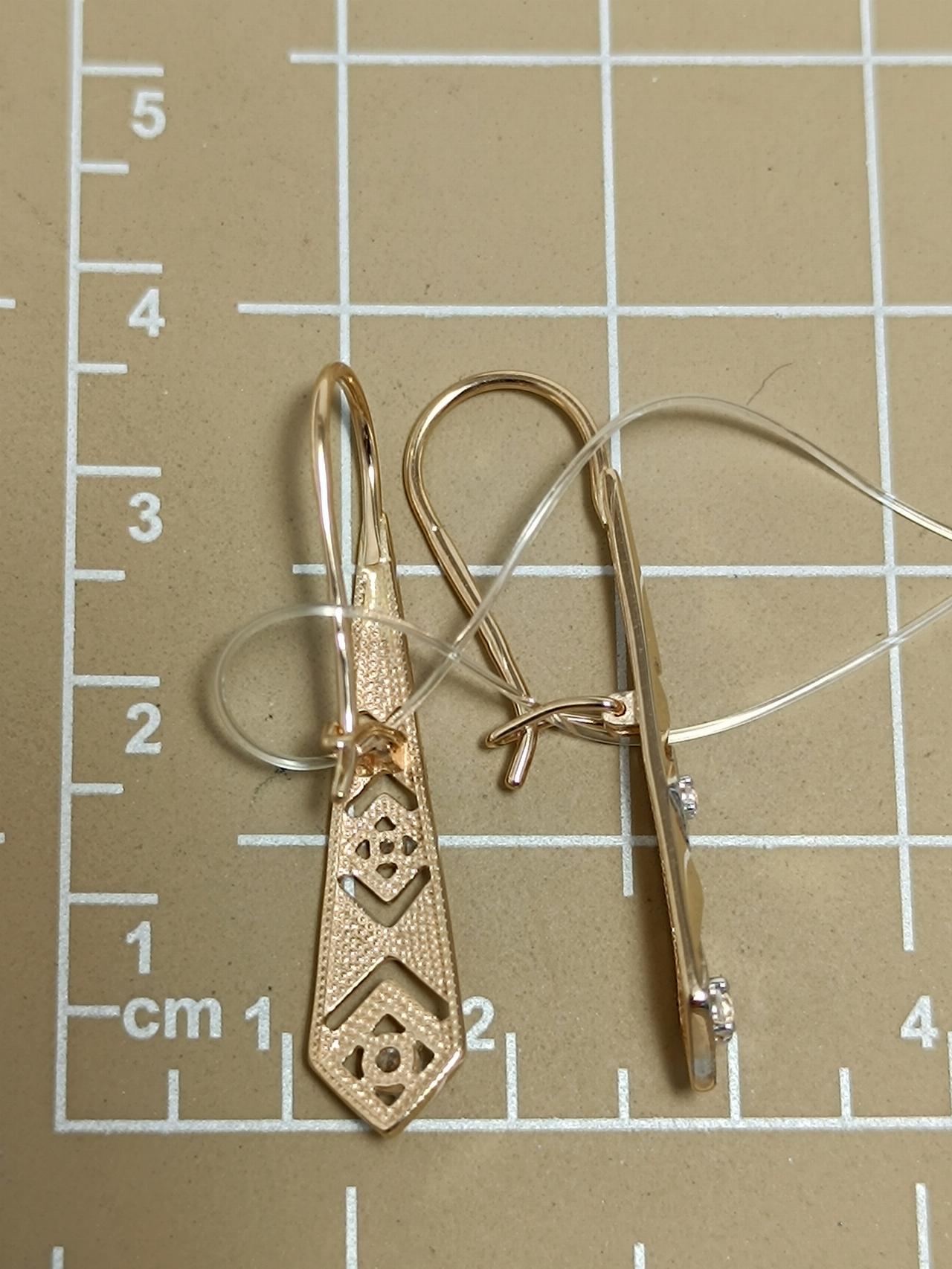 Золотые серьги женские, вставка фианит