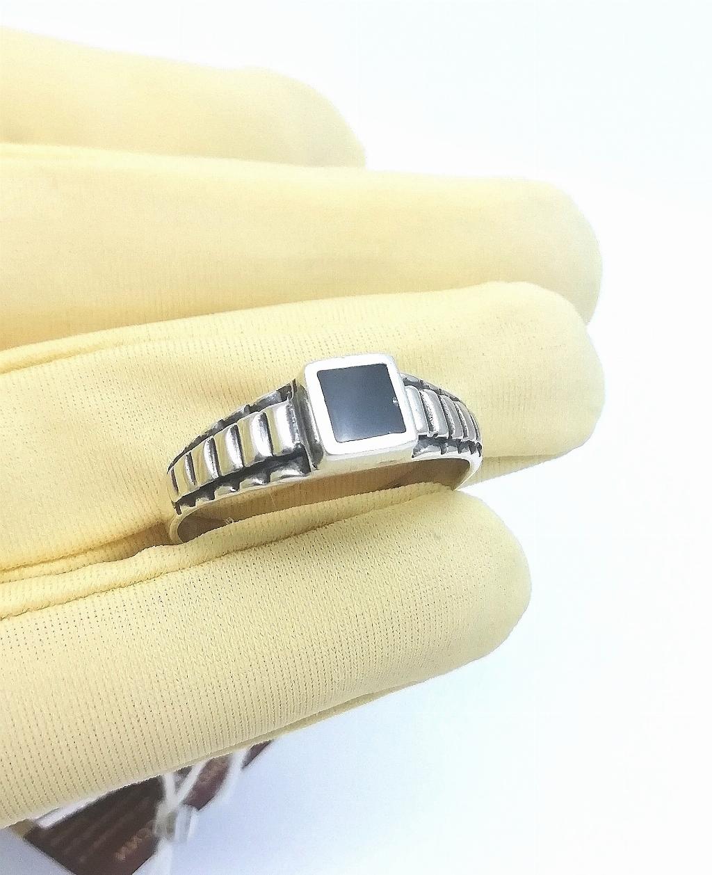 Серебро кольцо дк110523-262 3,90г