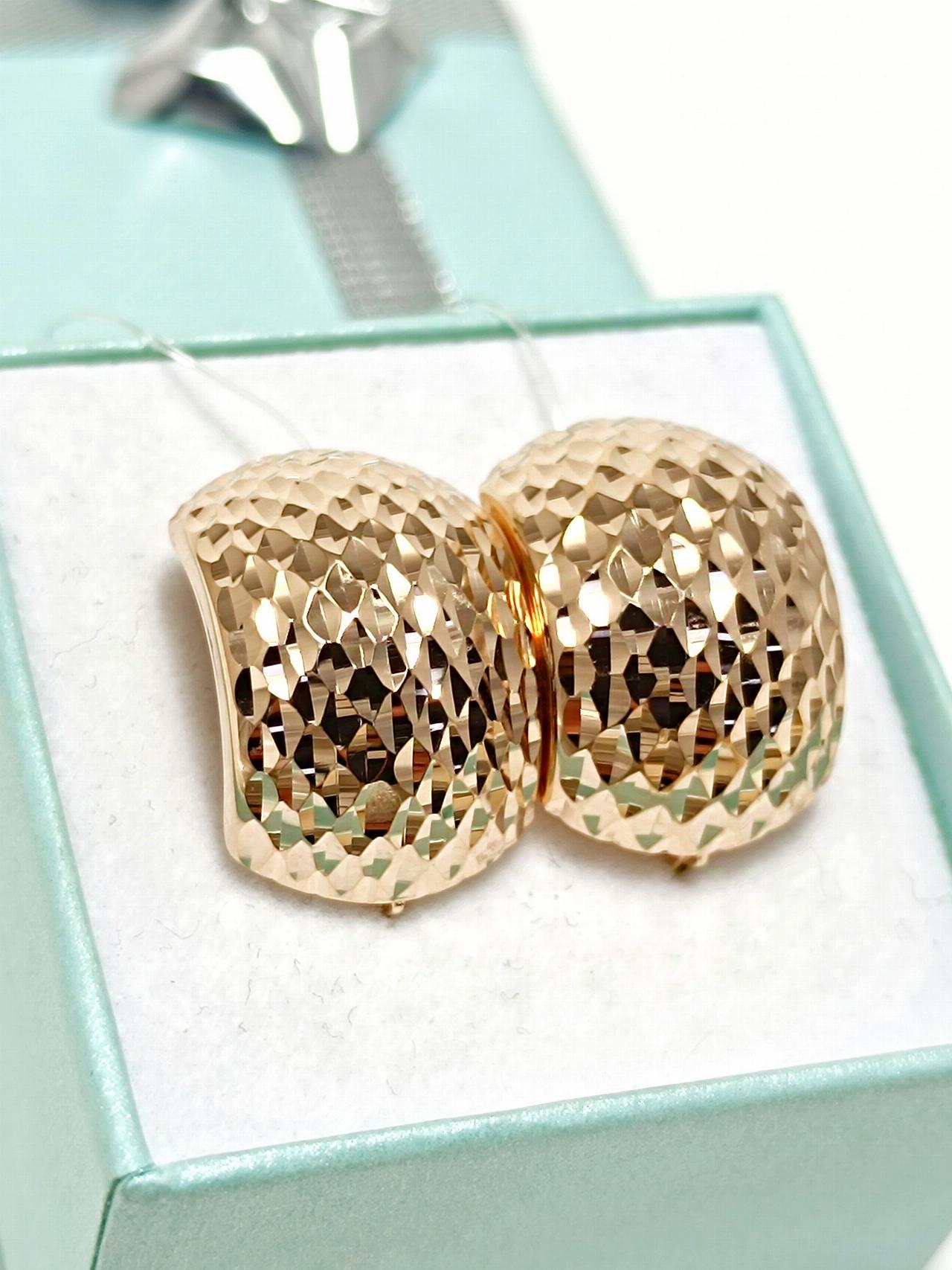 Золотые серьги женские